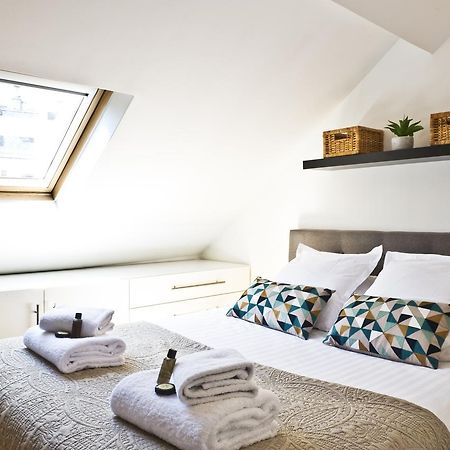 Pick A Flat'S Apartments In Batignolles - Rue Biot Parijs Buitenkant foto