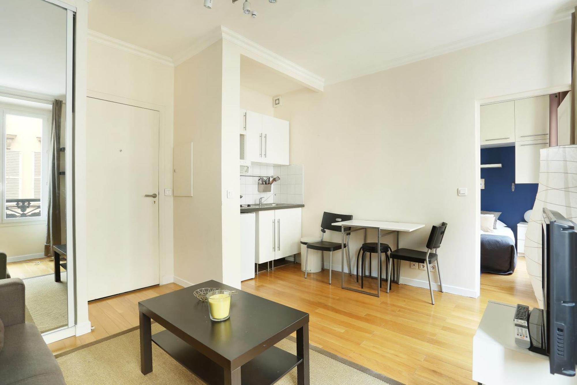 Pick A Flat'S Apartments In Batignolles - Rue Biot Parijs Buitenkant foto