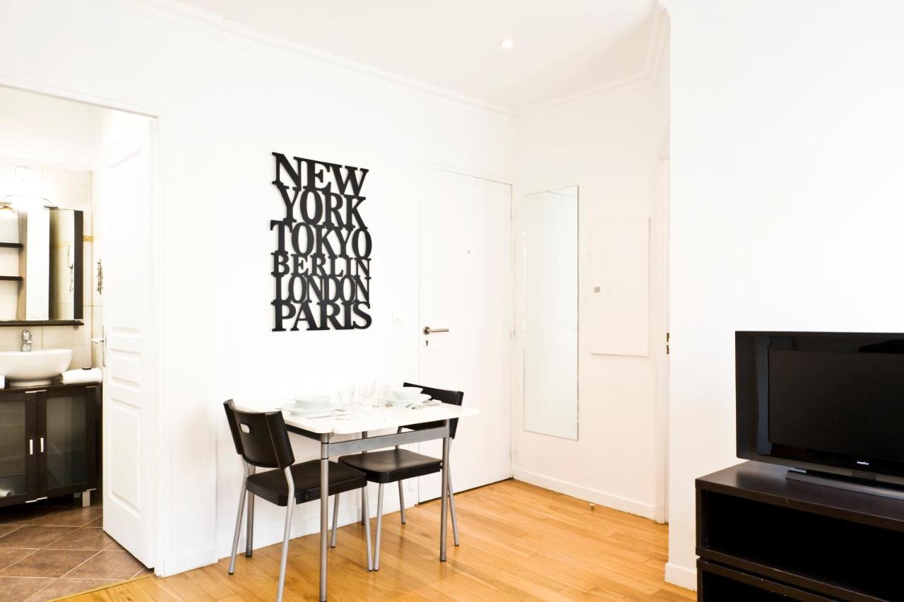 Pick A Flat'S Apartments In Batignolles - Rue Biot Parijs Kamer foto
