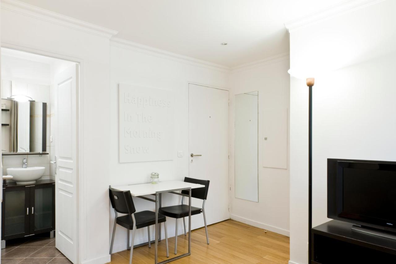 Pick A Flat'S Apartments In Batignolles - Rue Biot Parijs Kamer foto