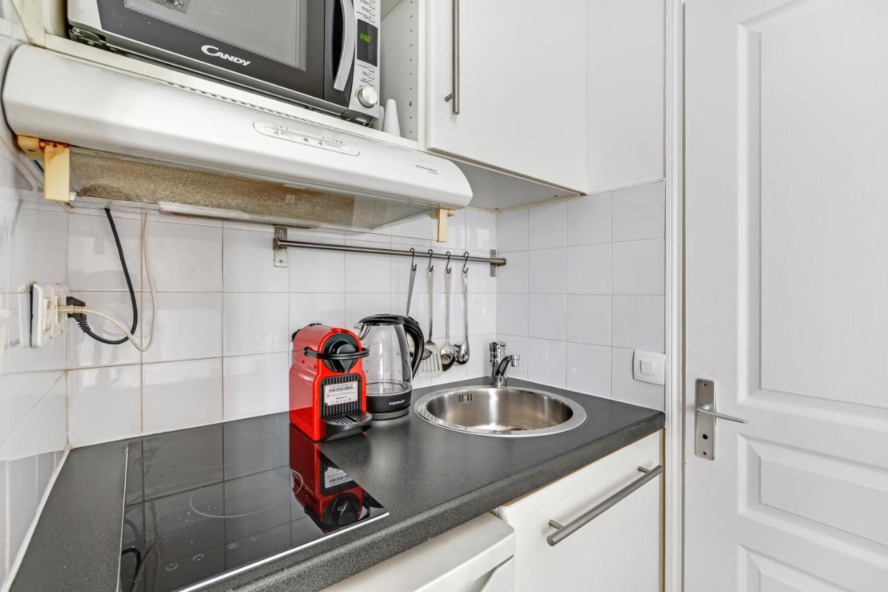 Pick A Flat'S Apartments In Batignolles - Rue Biot Parijs Buitenkant foto